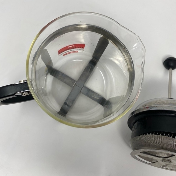 Bodum Caffettiera French Press Coffee Maker, Black Plastic Lid and Stainless - Picture 6 of 10